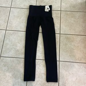 NWT. HOLLYWOOD Pants. Black. S/M. Fitted.